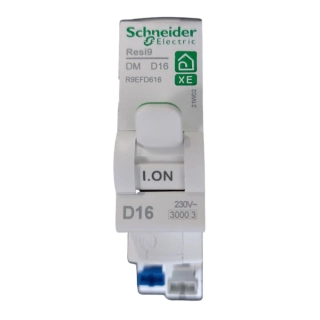 Jistič Schneider 16A D